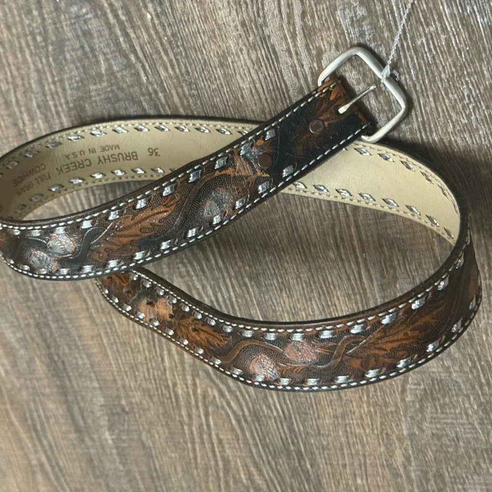 Brushy Creek M (36) NWT (partial) Cowhide vintage western Belt with Silver studs - Picture 4 of 14